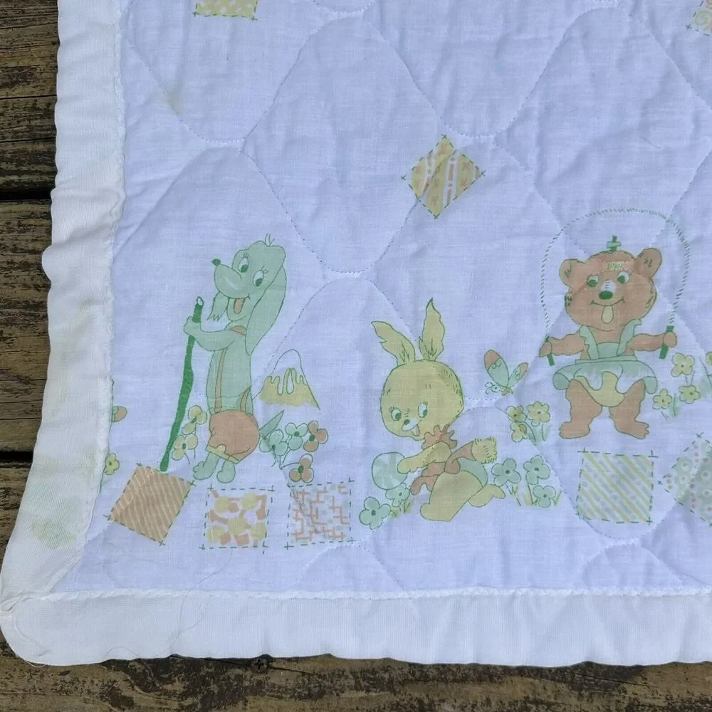 Vintage Handmade Baby Blanket‎ Quilted 46 x 33